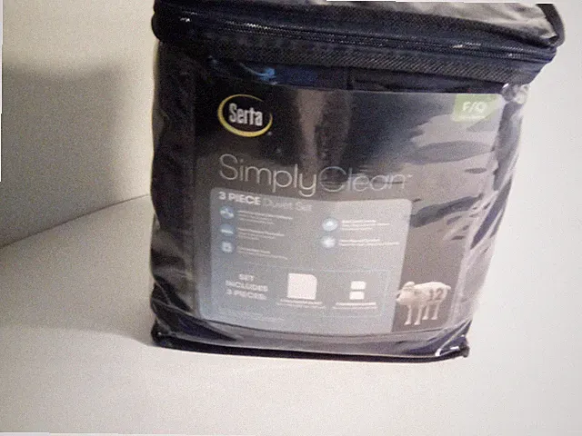 Simply Clean Three Piece Duvet Set